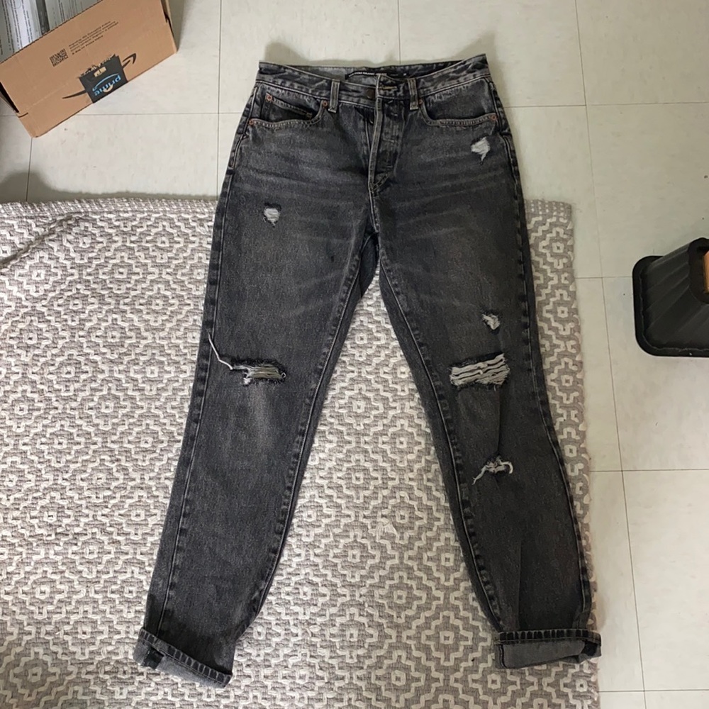 Valcom black distressed jeans- 29
